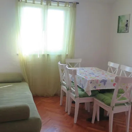Lumbrela Starigrad Paklenica